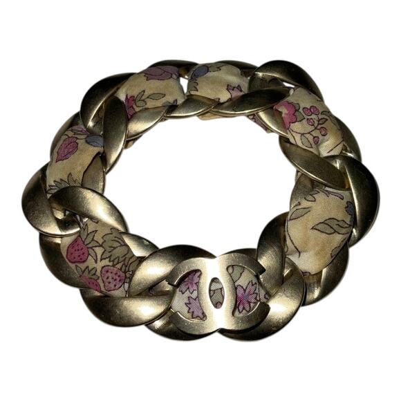 Chanel Coco Mark Amikomi Flower GD 00P Bracelet Box W/Box - Picture 11 of 14